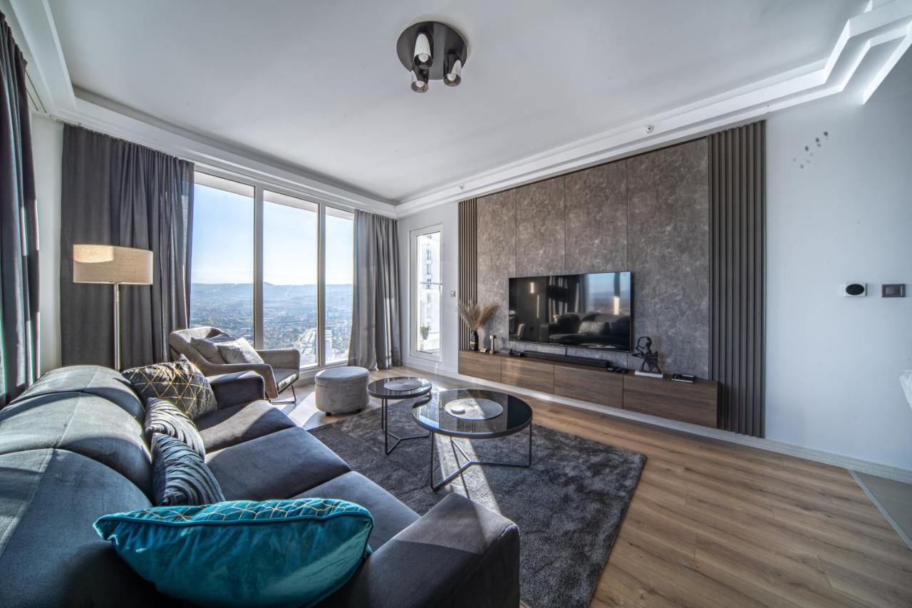Sunrise Sky Lux Apartment, 33Rd Floor, Pool And Fitness Included Üsküp Dış mekan fotoğraf